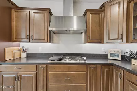 Kitchen - 3871 E Harrison St, Gilbert, AZ 85295 photo 5 of 6