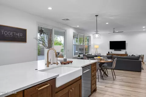 Kitchen - 2288 E Aster Dr, Chandler, AZ 85286 photo 4 of 4