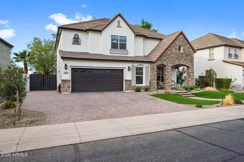 Exterior - 2288 E Aster Dr, Chandler, AZ 85286 photo 5 of 15