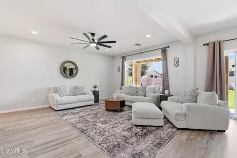 Living - 40887 W Chambers Dr, Maricopa, AZ 85138 photo 1 of 2