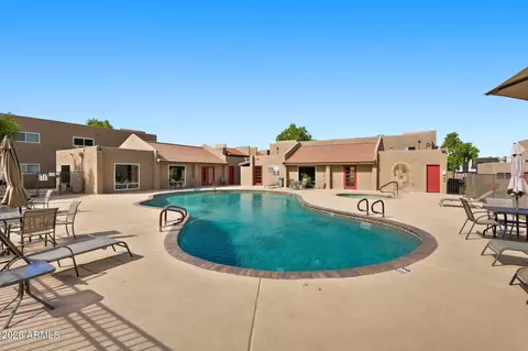 Exterior - 5525 E Thomas Rd #R16, Phoenix, AZ 85018 photo 5 of 5