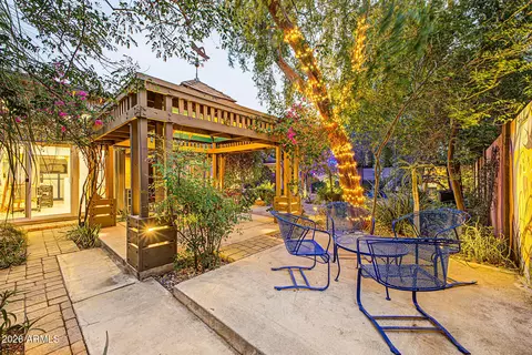7802 E Monte Vista Rd, Scottsdale, AZ 85257