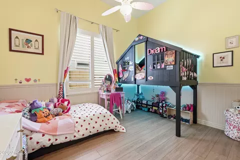 Bedroom - 8312 E Jensen Cir, Mesa, AZ 85207 photo 3 of 6