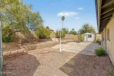 Exterior - 3944 W Redfield Rd, Phoenix, AZ 85053 photo 2 of 4
