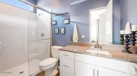 Bath - 8026 W Rowel Rd, Peoria, AZ 85383 photo 1 of 1