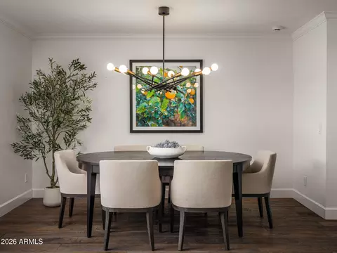 Dining - 3336 E Mariposa St, Phoenix, AZ 85018 photo 2 of 2