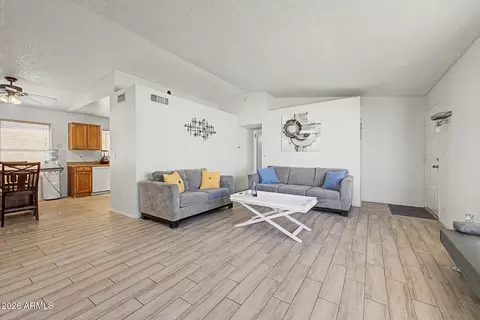 Living - 619 E Jensen St #32, Mesa, AZ 85203 photo 2 of 2