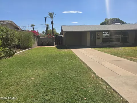 Exterior - 309 E Pierson St, Phoenix, AZ 85012 photo 8 of 9