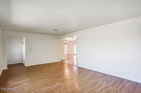 Living - 309 E Pierson St, Phoenix, AZ 85012 photo 2 of 5