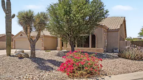 Exterior - 7926 E Saddleback Cir, Mesa, AZ 85207 photo 7 of 14