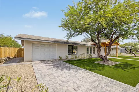 Exterior - 6416 E Holiday Dr, Mesa, AZ 85215 photo 5 of 8