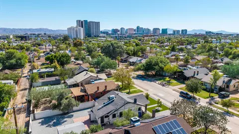 View/Area - 2037 N Mitchell St, Phoenix, AZ 85006 photo 1 of 14