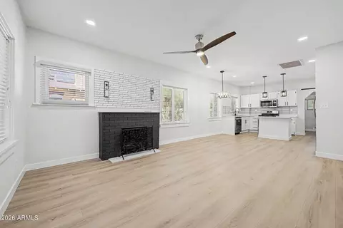 Living - 2037 N Mitchell St, Phoenix, AZ 85006 photo 1 of 4