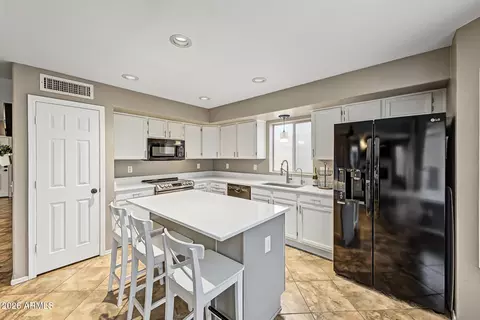 Kitchen - 1457 E Redfield Rd, Gilbert, AZ 85234 photo 2 of 2