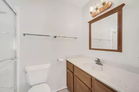 Bath - 4132 E Greenway Ln, Phoenix, AZ 85032 photo 1 of 3