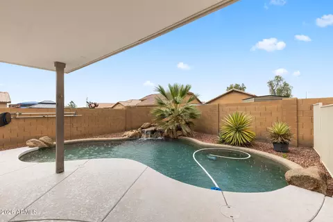 Exterior - 4525 S 26th Dr, Phoenix, AZ 85041 photo 5 of 8