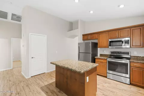 Kitchen - 4525 S 26th Dr, Phoenix, AZ 85041 photo 3 of 6