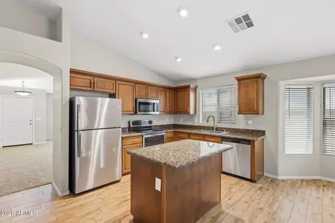 Kitchen - 4525 S 26th Dr, Phoenix, AZ 85041 photo 5 of 6