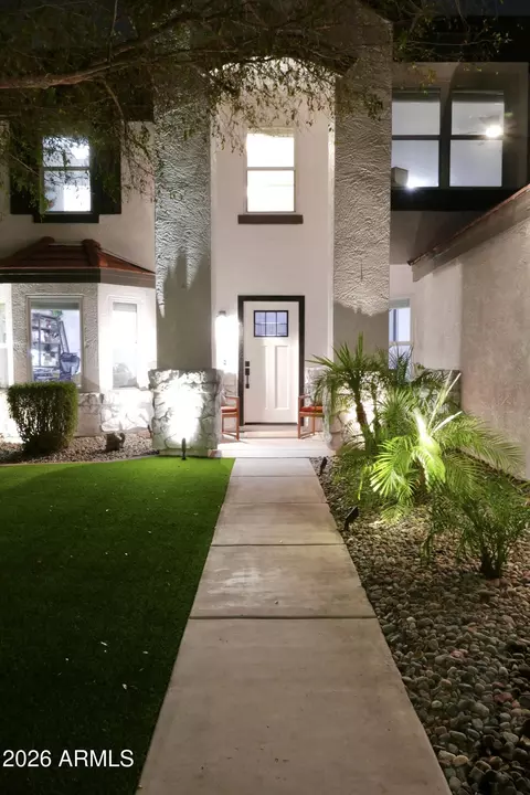 Exterior - 2470 E County Down Dr, Chandler, AZ 85249 photo 2 of 4