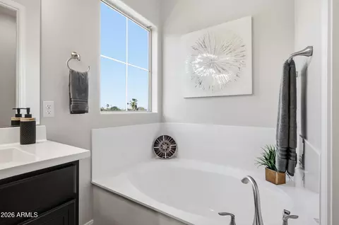 Bath - 228 E Beatryce St, Tempe, AZ 85288 photo 5 of 6