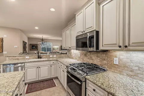 Kitchen - 4424 E Muriel Dr, Phoenix, AZ 85032 photo 4 of 4