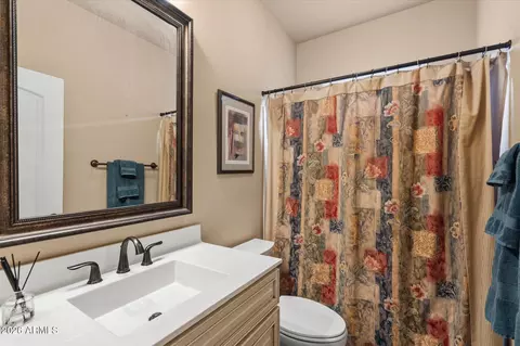 Bath - 4424 E Muriel Dr, Phoenix, AZ 85032 photo 2 of 2