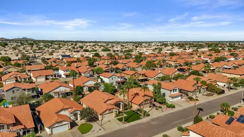 View/Area - 4442 E White Aster St, Phoenix, AZ 85044 photo 6 of 11