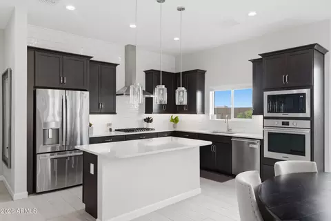 Kitchen - 6032 E Lone Cactus Dr, Phoenix, AZ 85054 photo 2 of 6