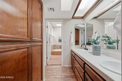 Entry Way - 4615 E Monte Way, Phoenix, AZ 85044 photo 3 of 3