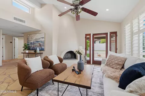 Living - 4615 E Monte Way, Phoenix, AZ 85044 photo 5 of 5