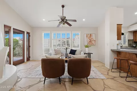 Living - 4615 E Monte Way, Phoenix, AZ 85044 photo 4 of 5