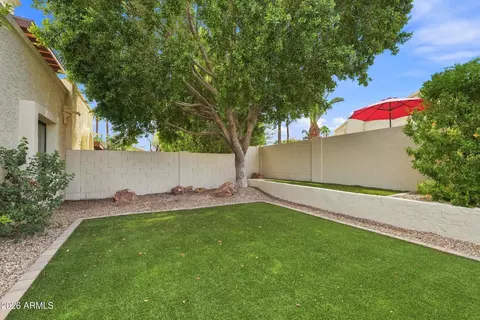 Exterior - 4615 E Monte Way, Phoenix, AZ 85044 photo 7 of 9