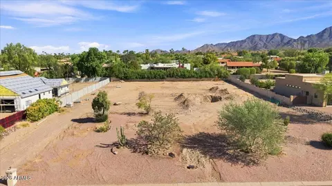10510 E Wethersfield Rd #13, Scottsdale, AZ 85259