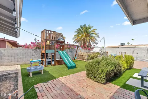 Exterior - 3318 W Pershing Ave, Phoenix, AZ 85029 photo 5 of 11