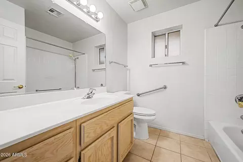 Bath - 7927 E Naranja Ave, Mesa, AZ 85209 photo 2 of 6