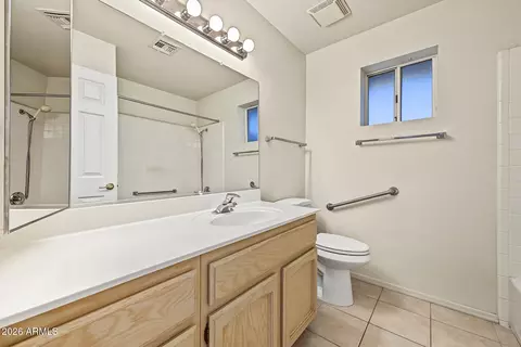Bath - 7927 E Naranja Ave, Mesa, AZ 85209 photo 5 of 6
