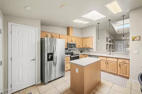 3301 S Goldfield Rd #2064, Apache Junction, AZ 85119 photo 5