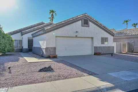 17533 N Pima Trl, Surprise, AZ 85374