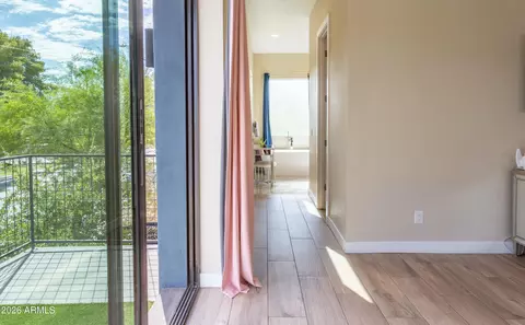 Entry Way - 340 E Osborn Rd #1, Phoenix, AZ 85012 photo 1 of 1