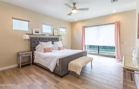 Bedroom - 340 E Osborn Rd #1, Phoenix, AZ 85012 photo 1 of 3