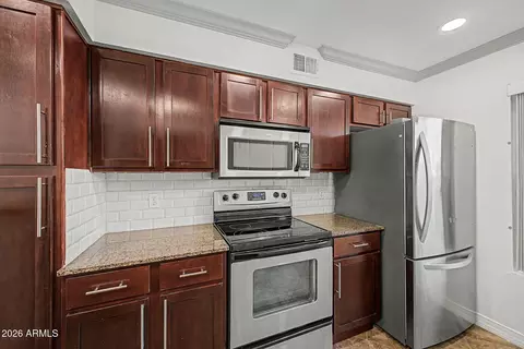 Kitchen - 2025 E Campbell Ave #127, Phoenix, AZ 85016 photo 2 of 3