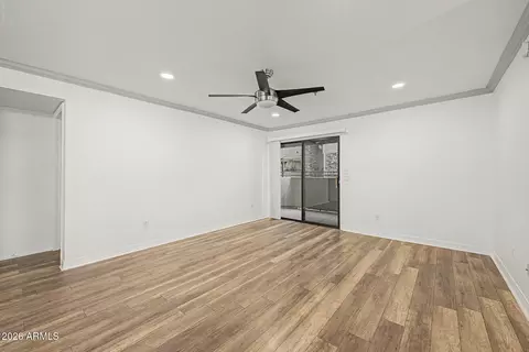 Living - 2025 E Campbell Ave #127, Phoenix, AZ 85016 photo 2 of 4