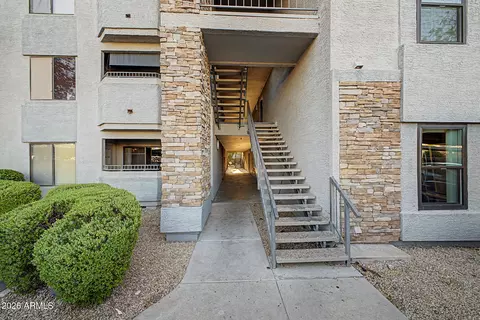 Exterior - 2025 E Campbell Ave #127, Phoenix, AZ 85016 photo 3 of 8