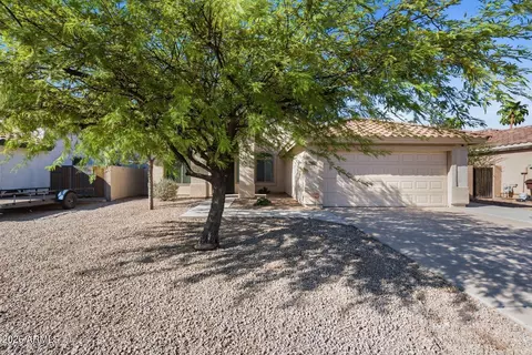 10760 W Louise Dr, Sun City, AZ 85373