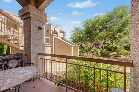 9151 W Greenway Rd #113, Peoria, AZ 85381
