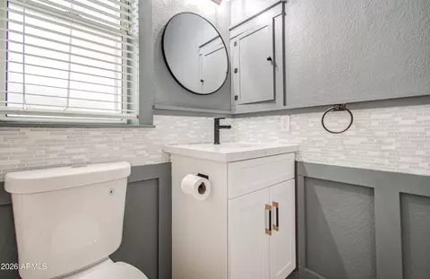 Bath - 7662 E Plata Ave, Mesa, AZ 85212 photo 6 of 9