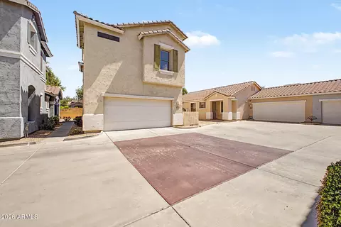 Exterior - 889 E Stottler Dr, Gilbert, AZ 85296 photo 6 of 9