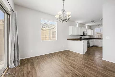 Dining - 889 E Stottler Dr, Gilbert, AZ 85296 photo 1 of 1