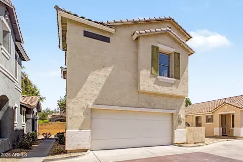 Exterior - 889 E Stottler Dr, Gilbert, AZ 85296 photo 5 of 9