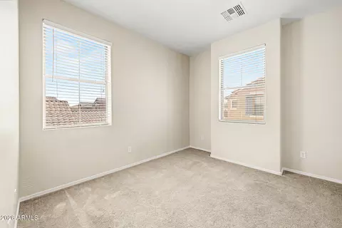 Bedroom - 889 E Stottler Dr, Gilbert, AZ 85296 photo 2 of 4